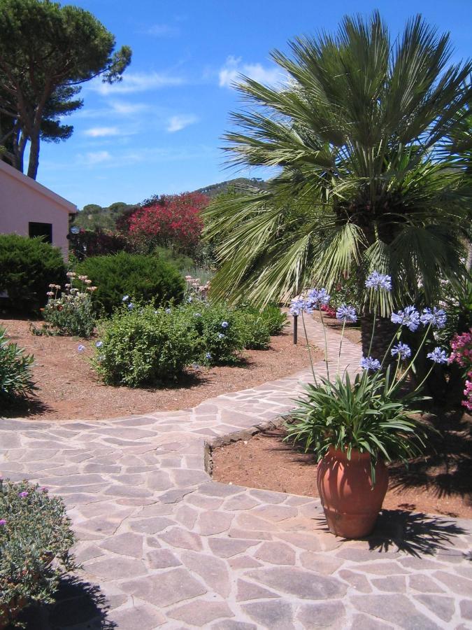 Studio-Appartment In Landhaus Mit Meerblick Porto Azzurro Exterior photo